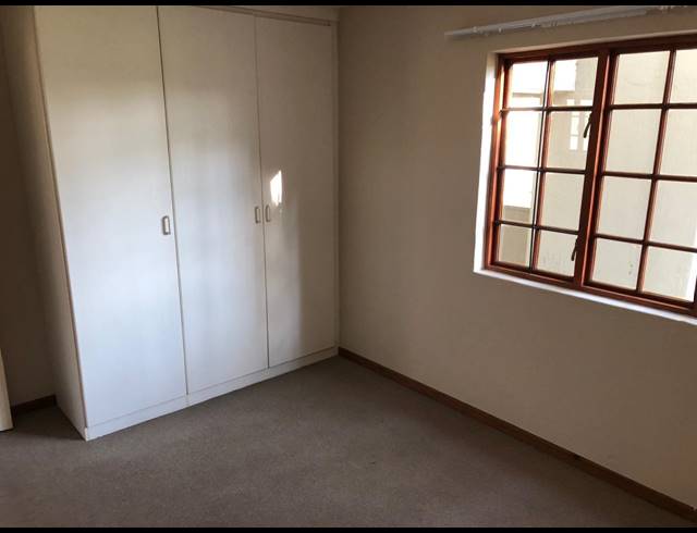 2 BEDROOM APARTMENT TO LET IN FAERIE GLEN